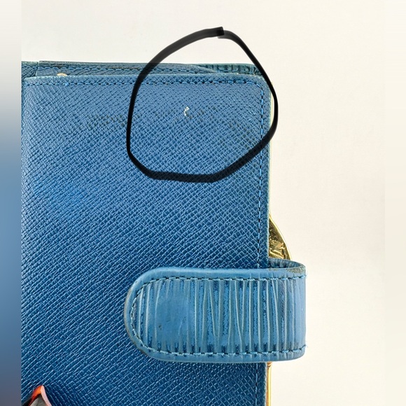 Louis Vuitton Blue Epi Leather Wallet with Dust bag - Good Used Condition - Picture 8 of 11